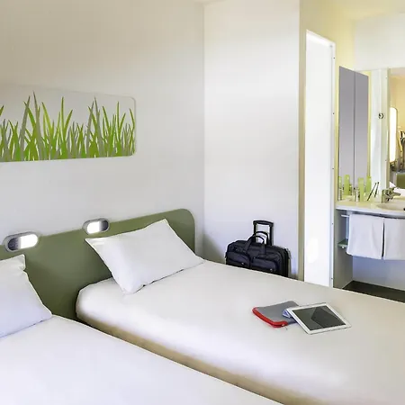 Ibis Budget Hotel 2*