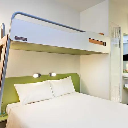 Ibis Budget Hotel 2*