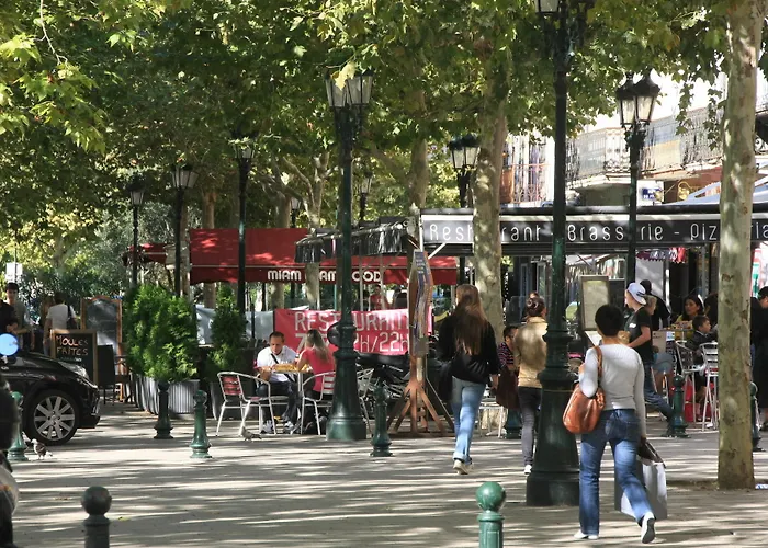 Ibis Budget Hotel 2*